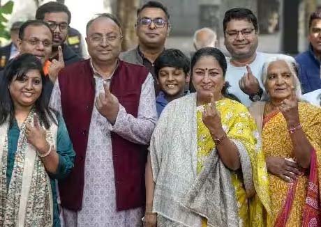 டெல்லி மாநகராட்சி இடைத்தேர்தல்: நாளை வாக்கு எண்ணிக்கை நடக்கிறது